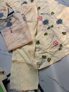 Beautiful Floral Kurta Set