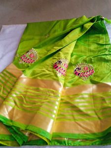 Lovely And Beautiful Saree Parrot Green..💚