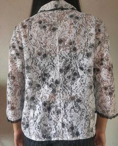 Chic Floral Blazer