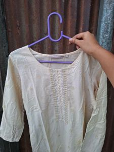 Elegant Embroidered Kurta