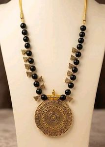 Temple-style Long Necklace Elegant Black Beads
