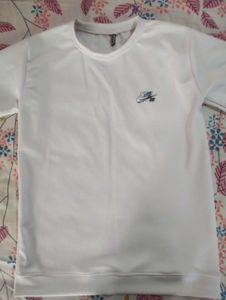 Nike Logo Sweatshirt