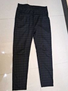 Women's Plaid Patterned Pants
