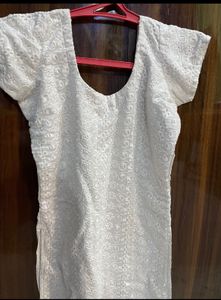 Chikankari Kurthi Best For Holi