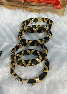 Stylish Black &amp; Gold Bangles