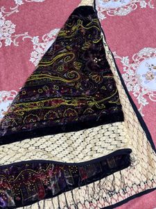 Hang N Hold Lace stole