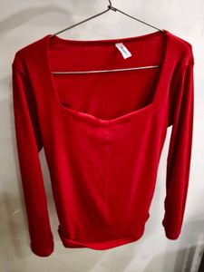 Chic Red Long Sleeve Top