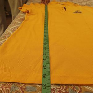 mango yellow NBA Los Angeles Graphic Tee