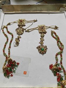 Elegant Kundan Bridal Jewelry Set