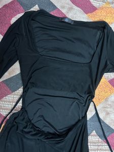 Chic Black Long Sleeve Cut-out Dress