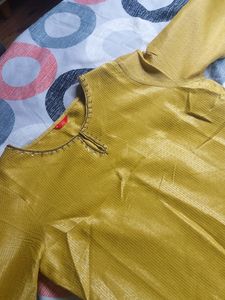 Branded Kurti Of W ...not Used Much Only 1 Time