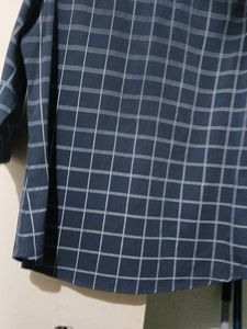 Women's Checked Long-Sleeve Top