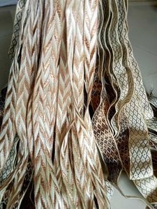 less for saree dupta etc