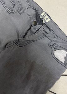 Stylish Grey Wide-Leg Jeans