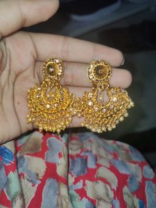 Women's Jewellery Set.. Like New. Good Condition