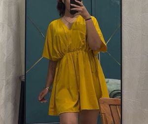 Flowy Yellow Mini jumpsuit
