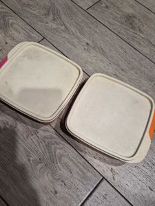 Set of 2 Square Food Storage Containers