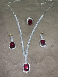Elegant Red Stone Jewelry Set