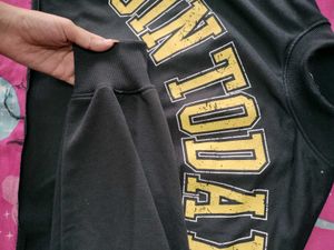 Crop sweatshirt