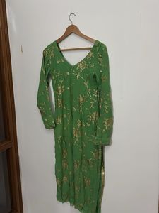 Elegant Green Kurta set with Gold Floral Print