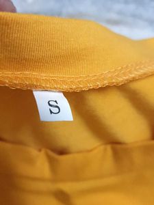 🐥Mustard Sleeveless Crop Top
