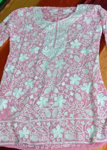 Elegant Pink Chikankari Kurta