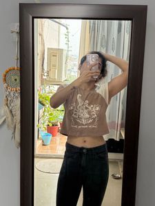 Graphic Crop Top