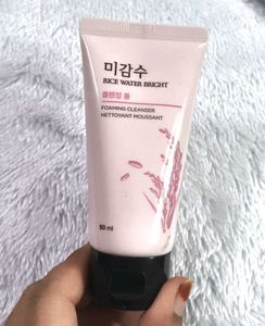 The Face Shop Rice Water Bright Foaming Wash