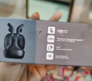 BOAT AIRDOPES 711 Twin Wireless Earbuds.