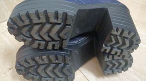 Brand new boots for girls in Navy Blue