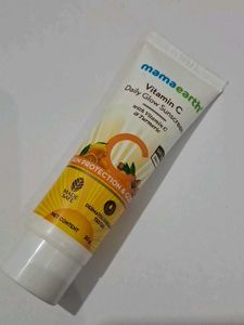 Mamaearth Vitamin C Daily Glow Sunscreen
