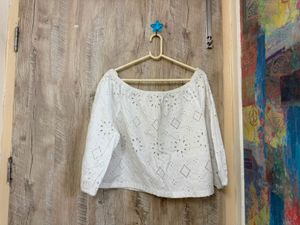 Chic White Broderie Anglaise off shoulder Top