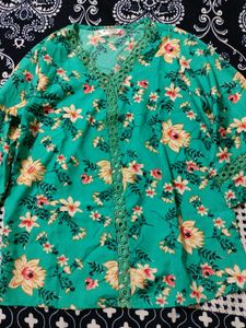 Kotty Green Floral Top