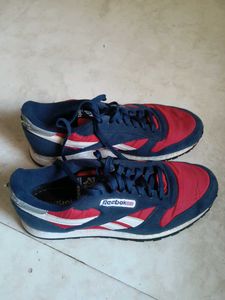 Reebok Sneakers