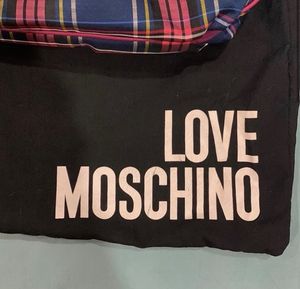 Moschino Made in Italy 🇮🇹 Clutch