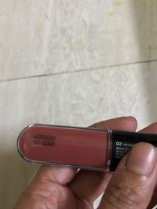 Staze Gloss Lock 2-in-1 Liquid Lipstick