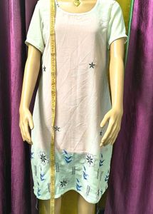 Light white Short Sleeve Dress with Floral Print