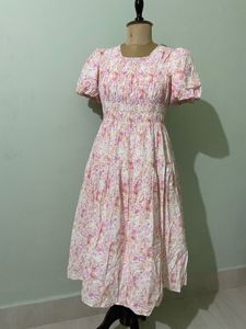 Decent Floral Smocked Puff sleeve Dress