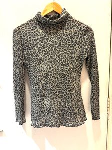 Leopard Print Turtleneck Top