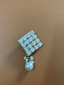 Elegant Diamond and Pearl Brooch
