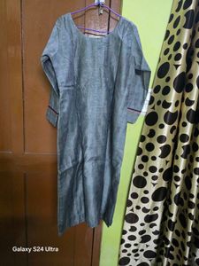 Elegant Grey Embroidered Kurta