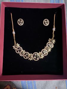 Elegant Black &amp; Gold Necklace Set