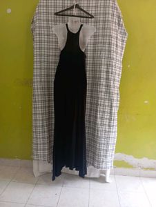 Chic Black &amp; White Maxi Dress
