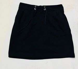 Forever 21 Stunning Black Skirt Waist 28-32