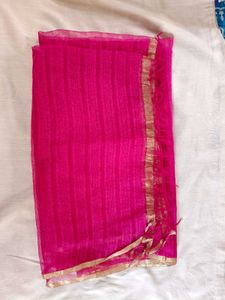 Srishti Fuschia Pink Zari Border Dupatta