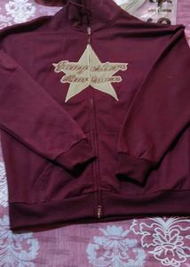 Burgundy Zip-Up Star Graphic Hoodie
