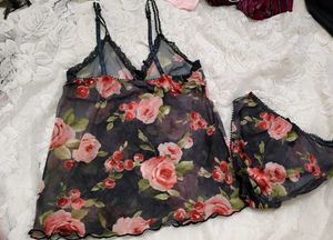 Floral Mesh Cami Top with Lace Trim penty