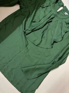 Elegant Green Formal Top