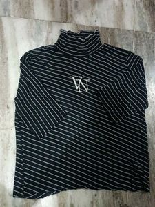 Striped Turtleneck Top Size: Small
