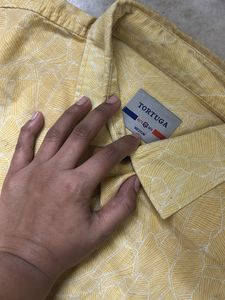 Stylish Yellow Printed Short Sleeve Shirt